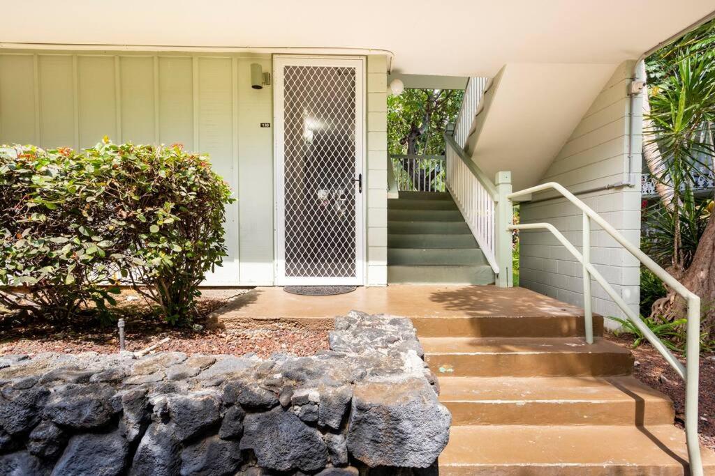 Downtown Hawaiian Paradise Condo With Hot Tub, Pool & Beach - Kona Islander Inn Kailua-Kona Bagian luar foto